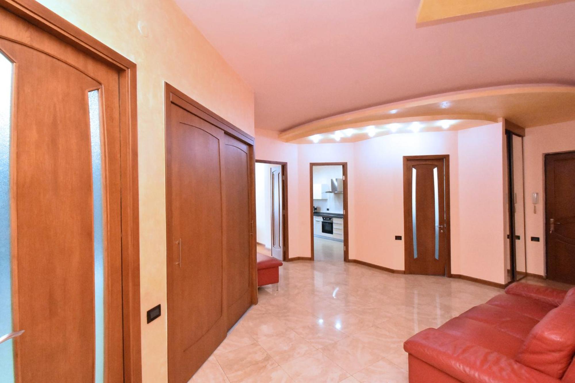 Amiryan Street, 3 Bedrooms Grand And Sunny Apartmet Am2711 Yerevan Ngoại thất bức ảnh