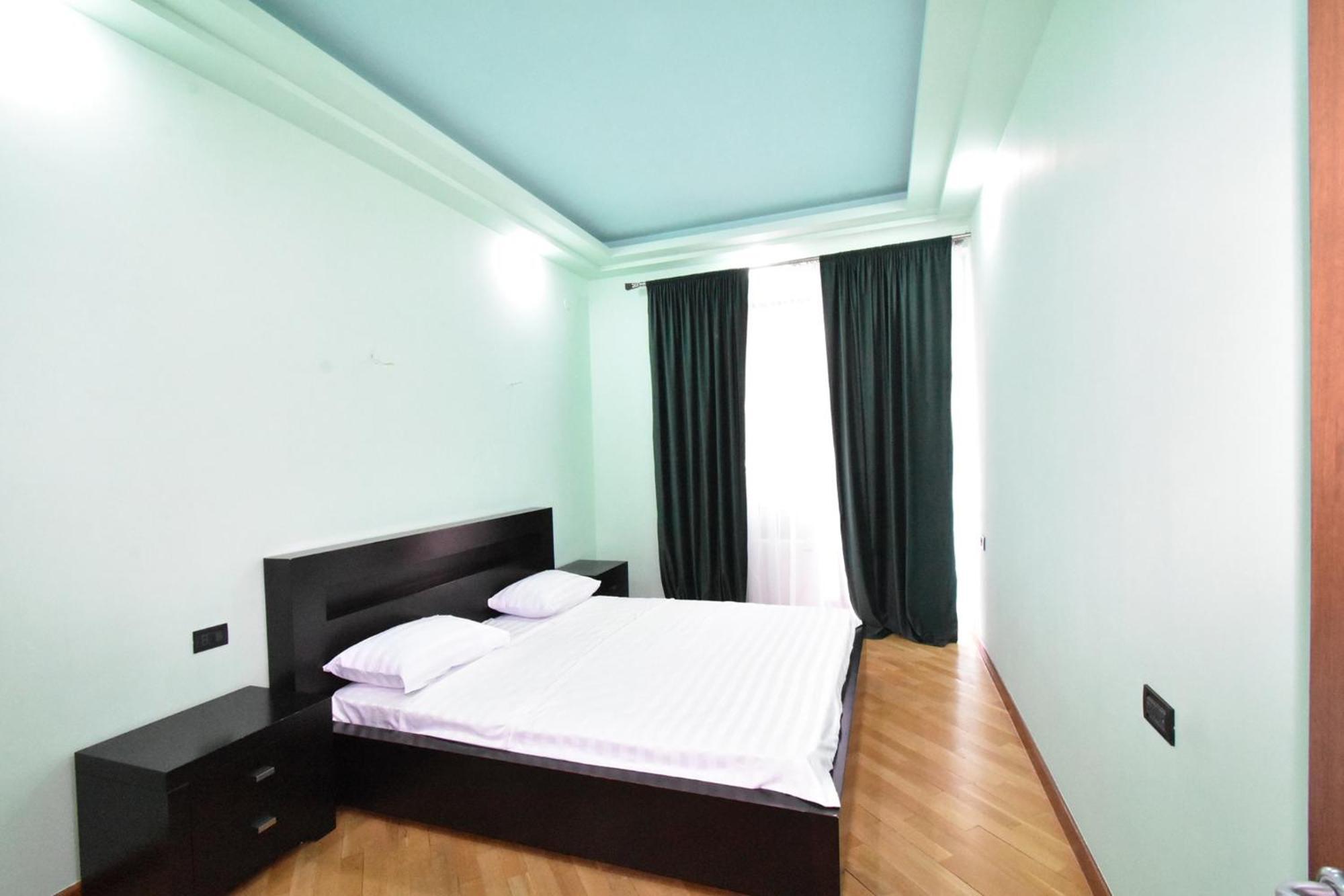 Amiryan Street, 3 Bedrooms Grand And Sunny Apartmet Am2711 Yerevan Ngoại thất bức ảnh