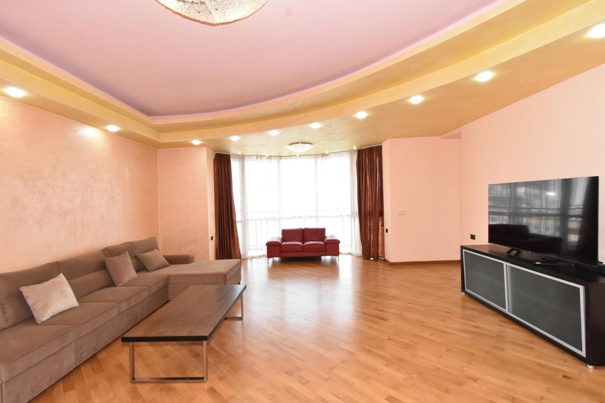 Amiryan Street, 3 Bedrooms Grand And Sunny Apartmet Am2711 Yerevan Ngoại thất bức ảnh