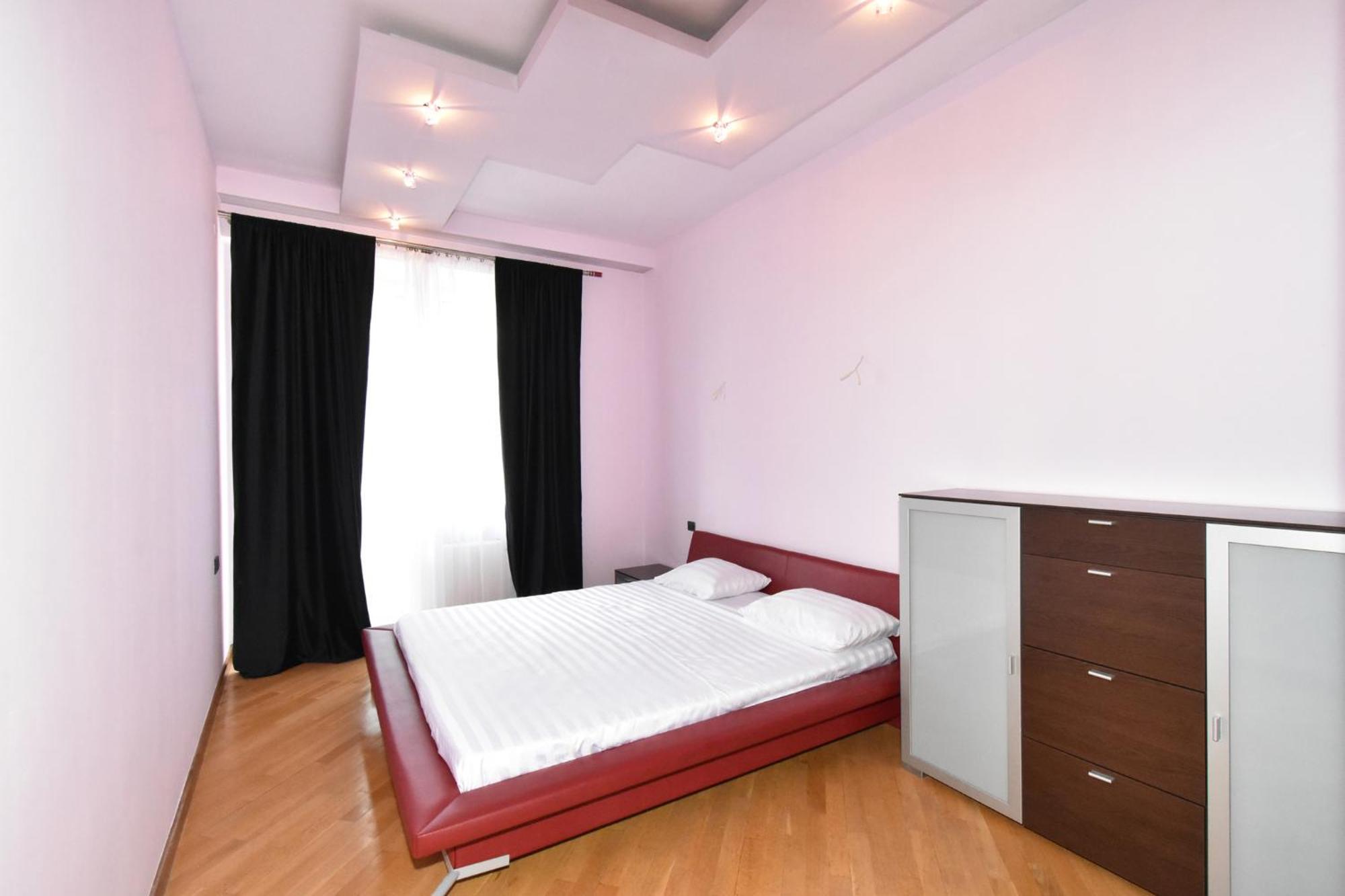 Amiryan Street, 3 Bedrooms Grand And Sunny Apartmet Am2711 Yerevan Ngoại thất bức ảnh