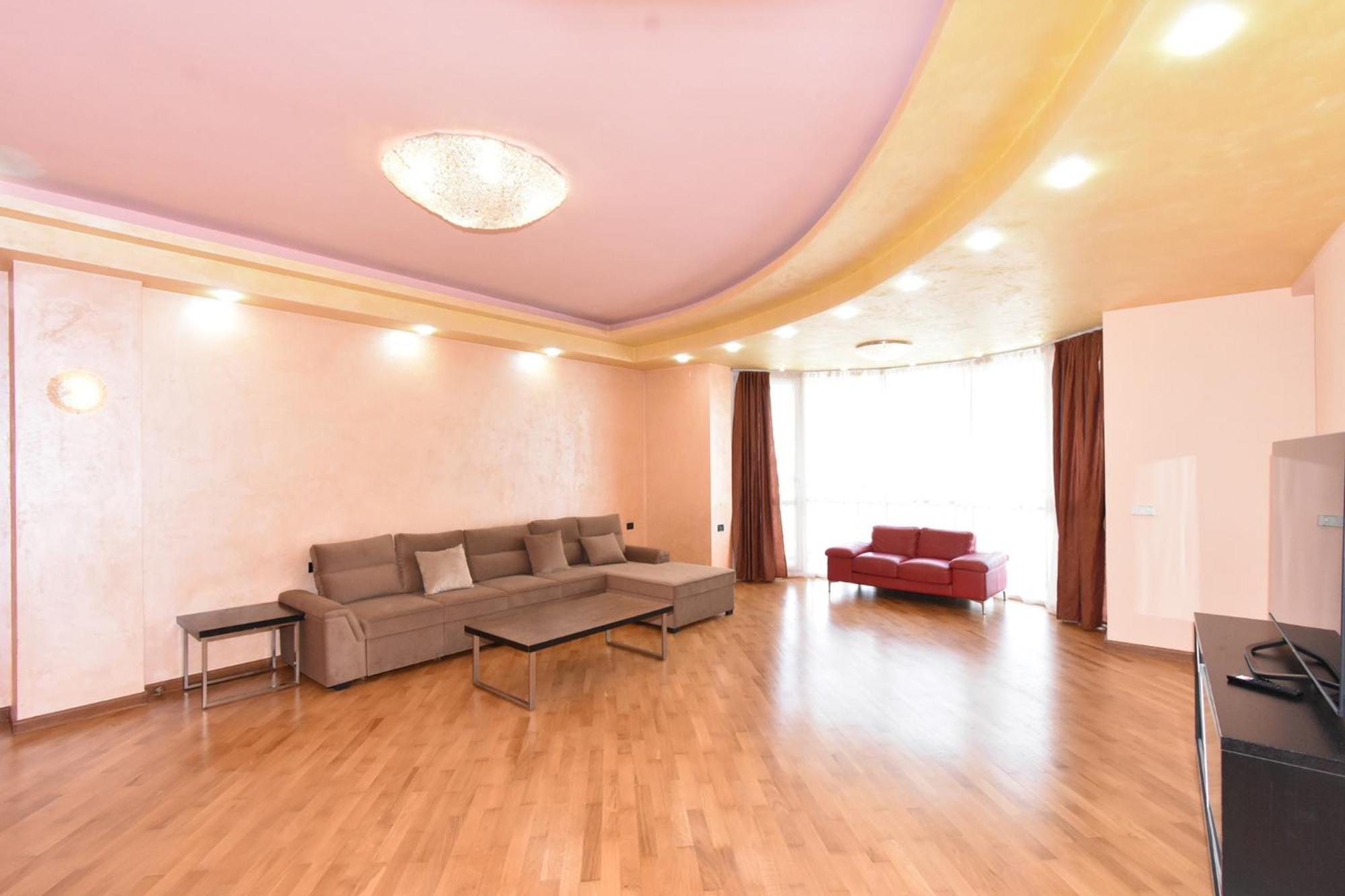 Amiryan Street, 3 Bedrooms Grand And Sunny Apartmet Am2711 Yerevan Ngoại thất bức ảnh